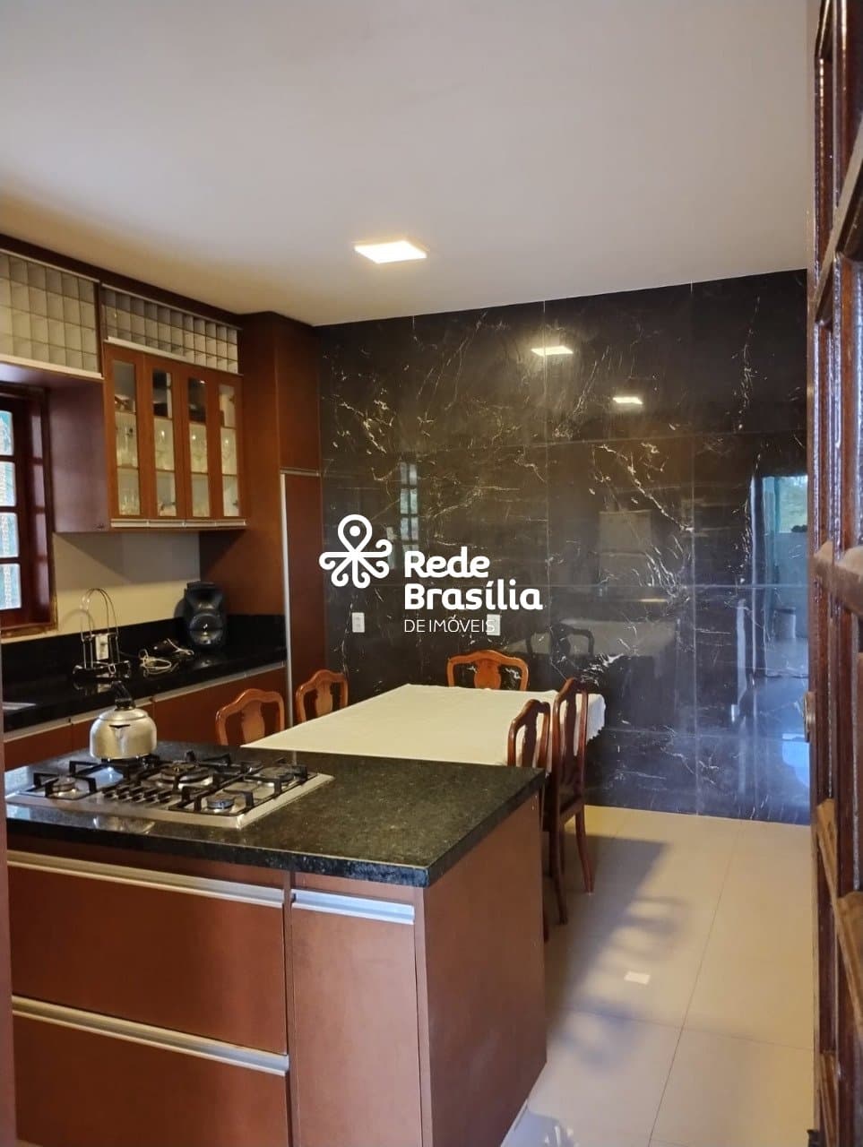 Imagem da propriedade BU811 4
