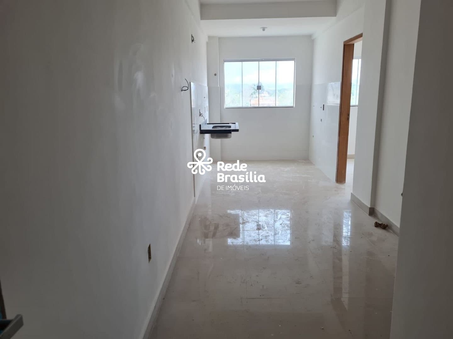Imagem da propriedade DI420 9