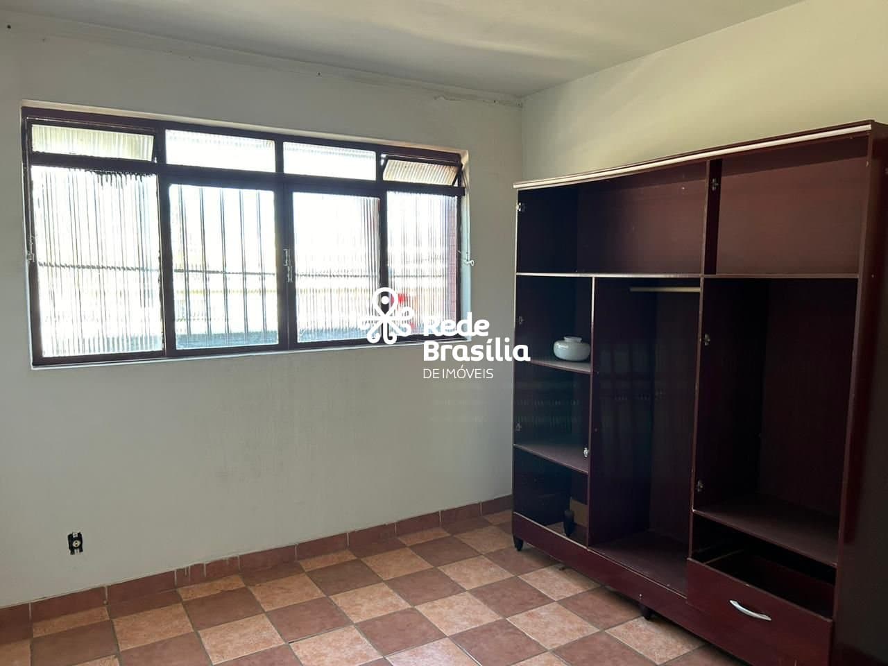 Imagem da propriedade UB1266 1