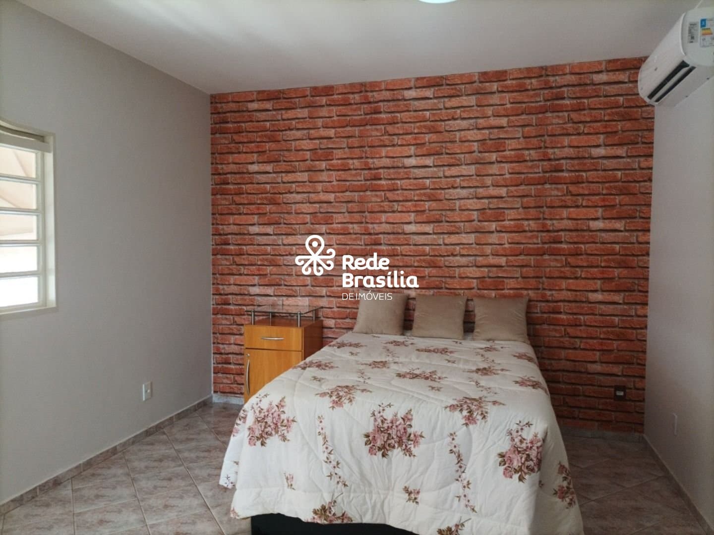 Imagem da propriedade UB1322 7