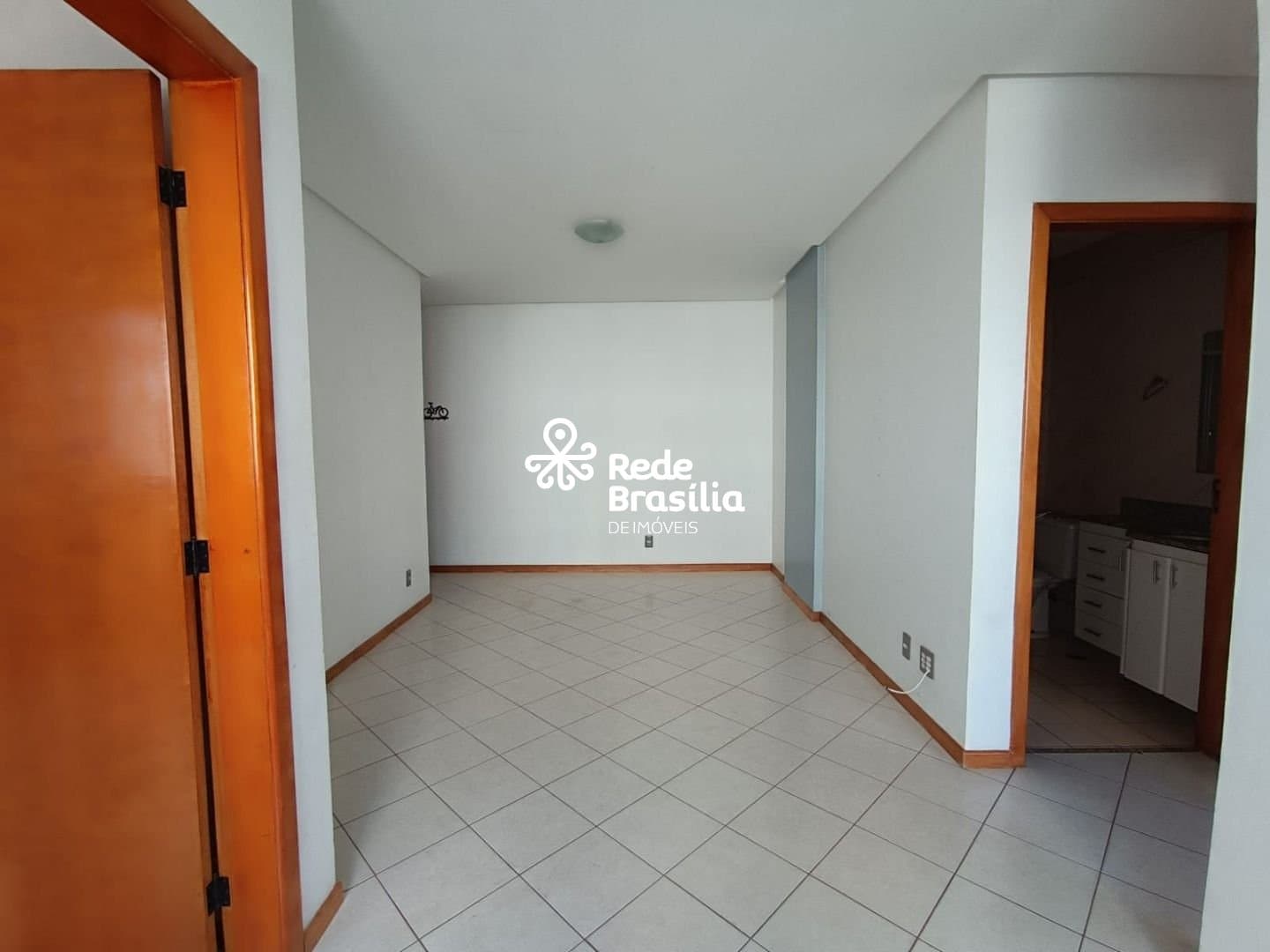 Imagem da propriedade UB1344 4