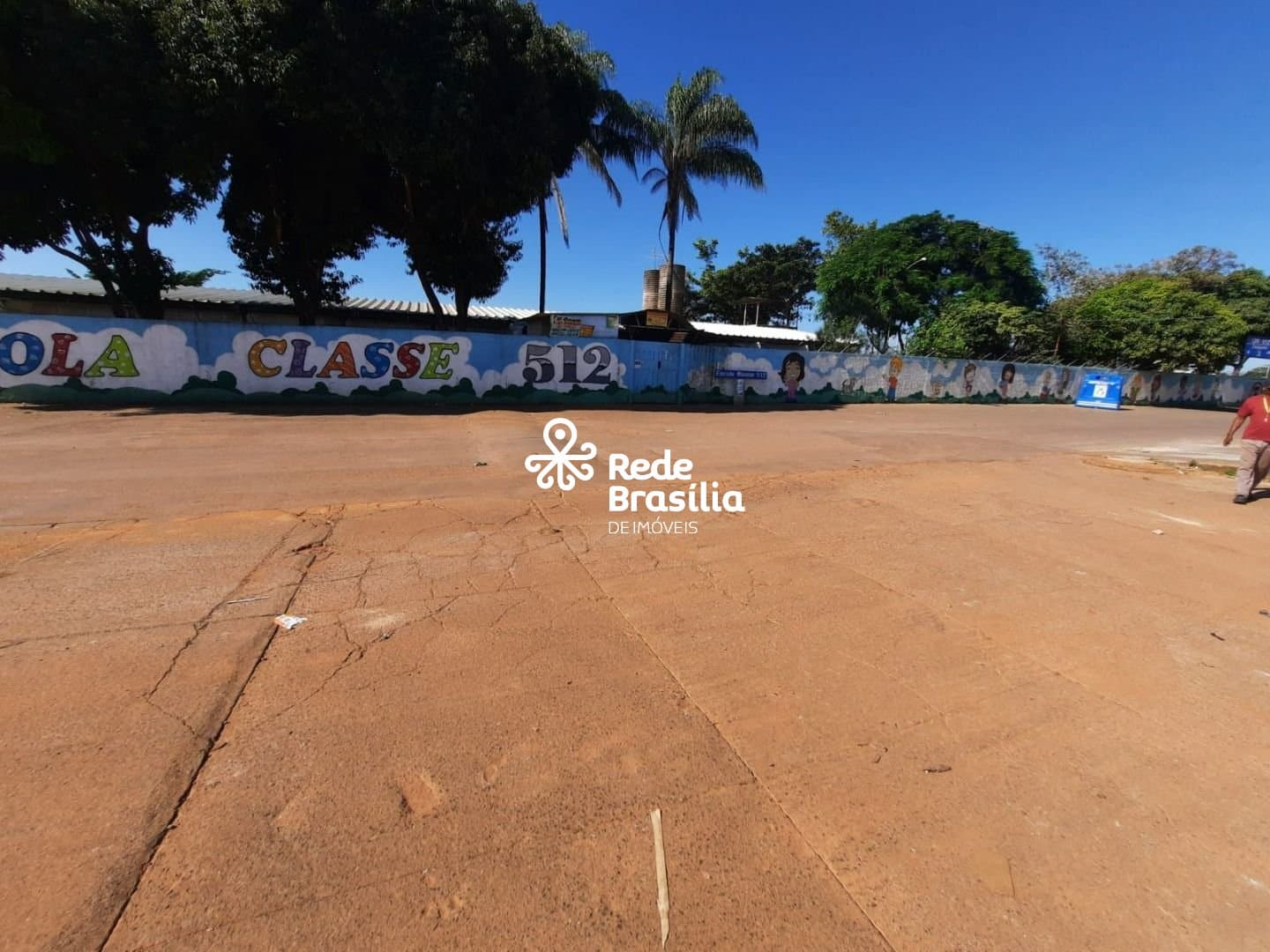 Imagem da propriedade UB530 19