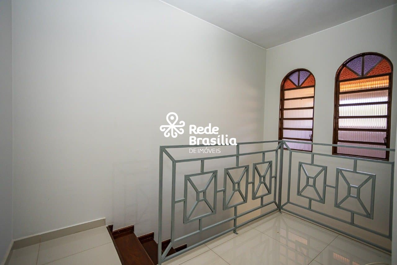 Imagem da propriedade UB1513 15