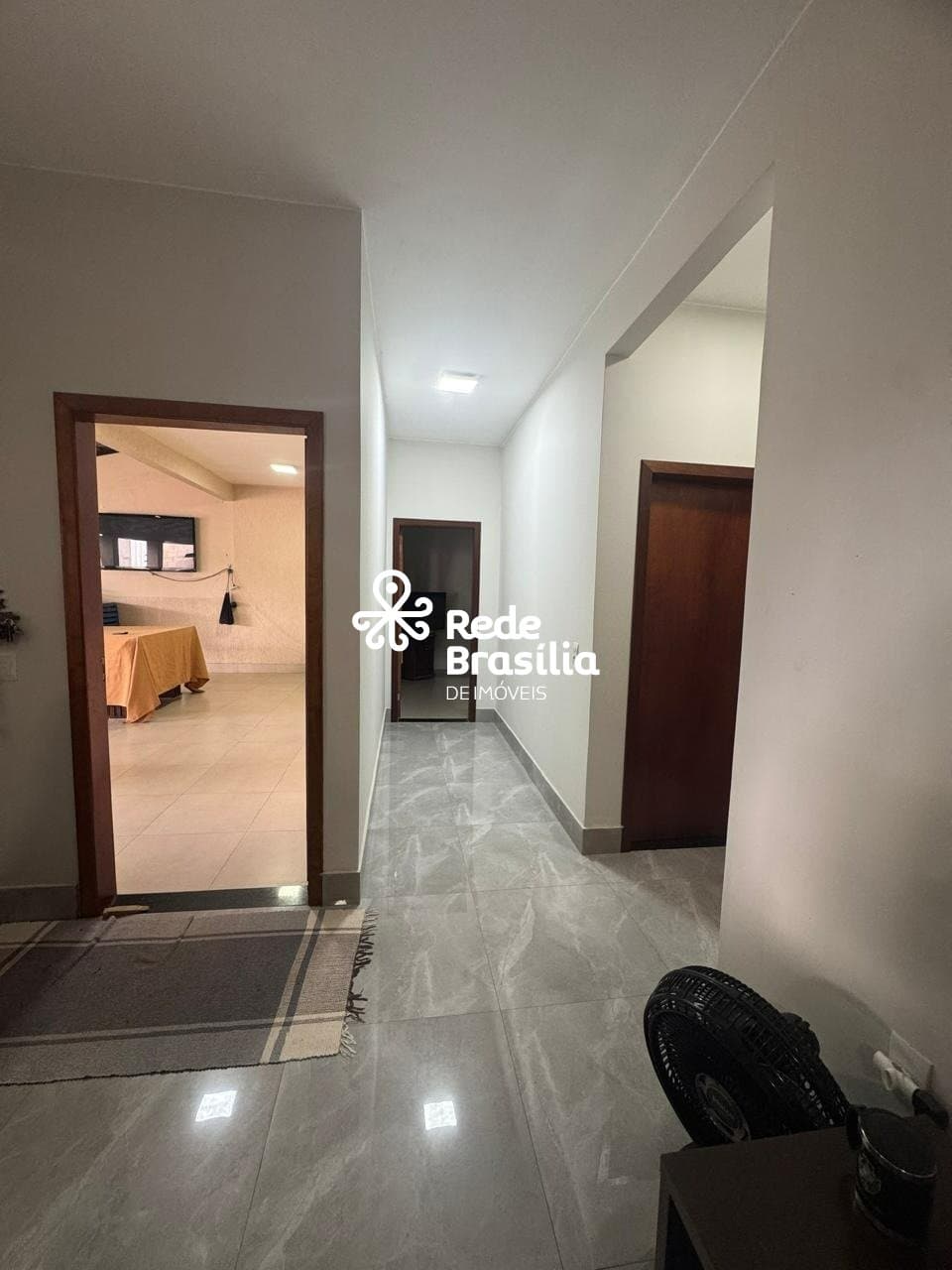 Imagem da propriedade UB1572 5