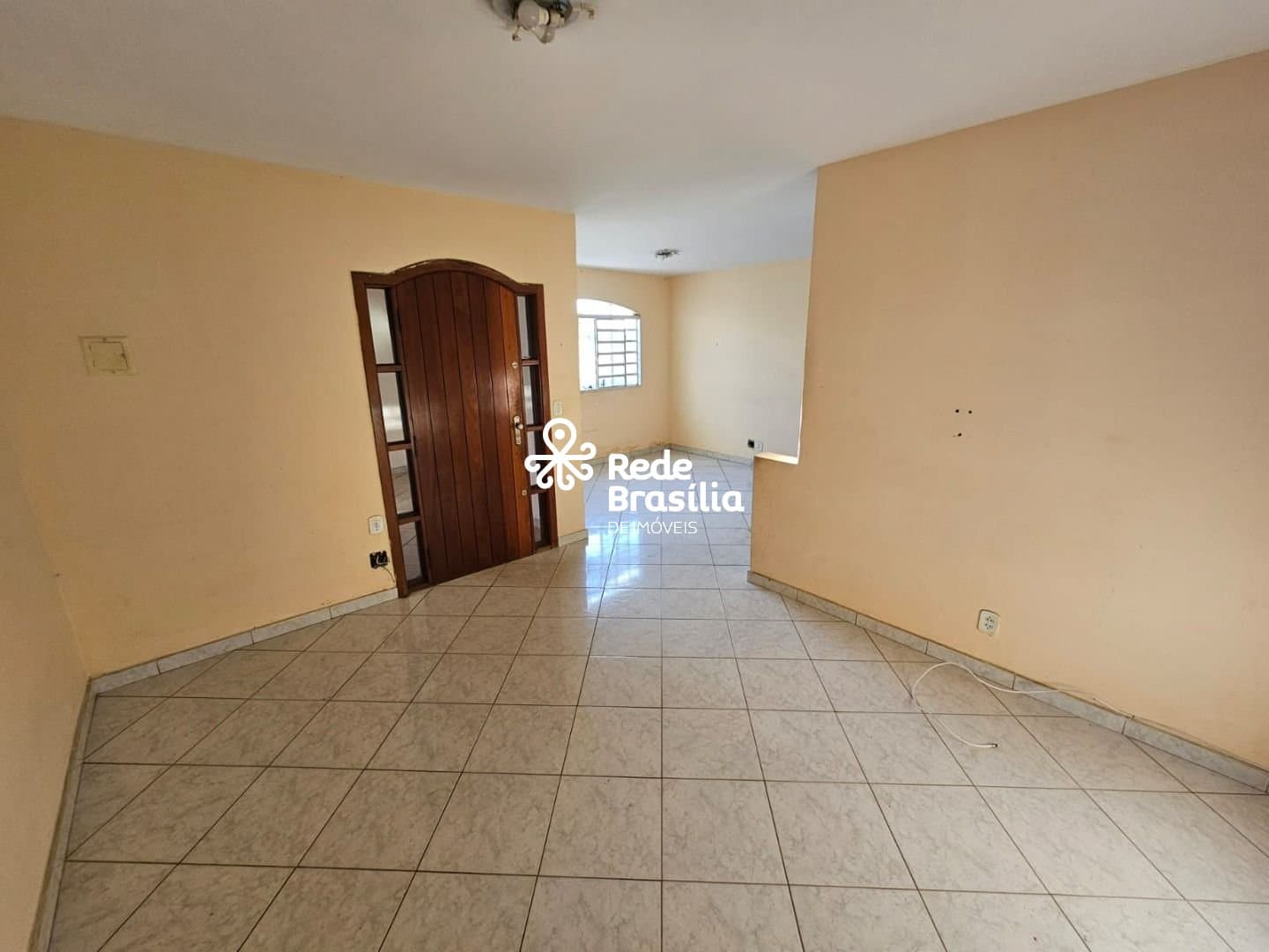 Imagem da propriedade UB996 66